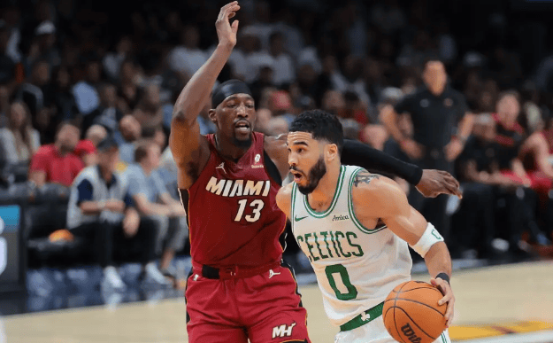 包含热火客场力克凯尔特人，迎来三连胜的词条